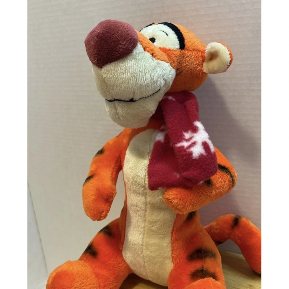Disney tigger christmas